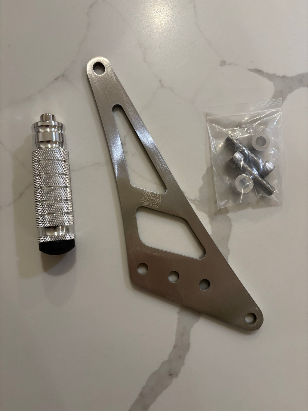 Ultra Bee shift-lock