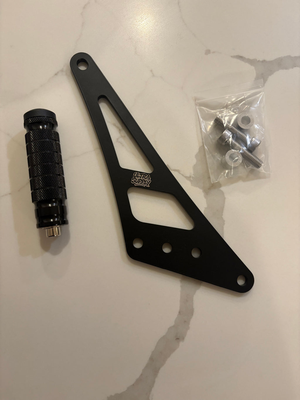 Ultra Bee shift-lock